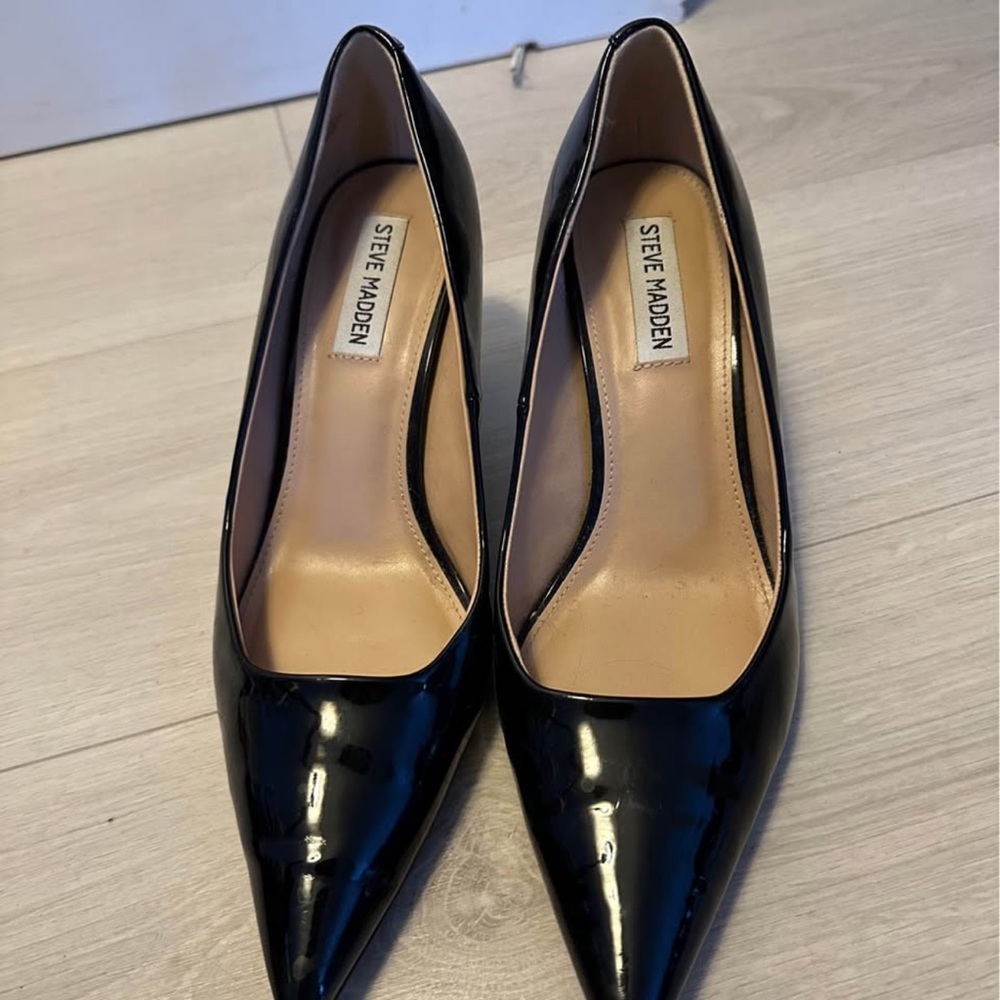Steve Madden Black Patent Heels